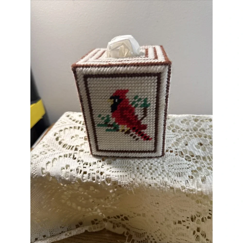 Handmade Plastic Canvas Tissue Box Cover Cardinal